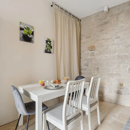 Bnbnova - Ile St Louis *