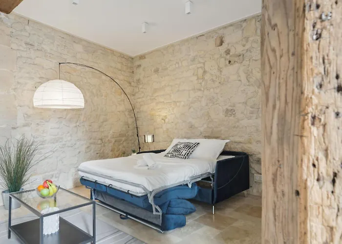 Bnbnova - Ile St Louis Апартаменты *