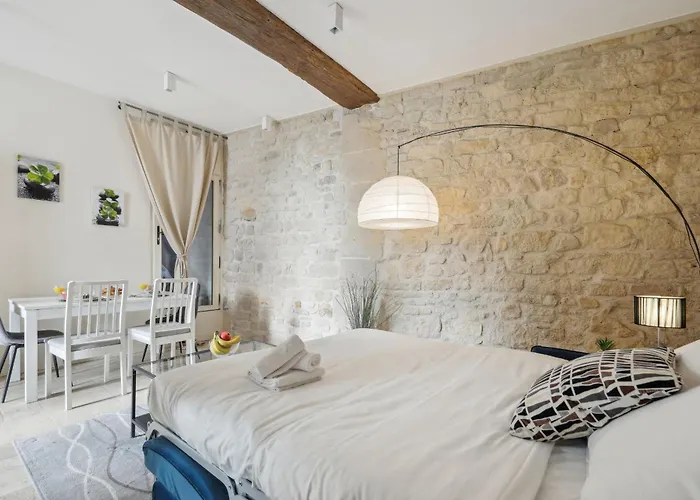 Bnbnova - Ile St Louis Апартаменты