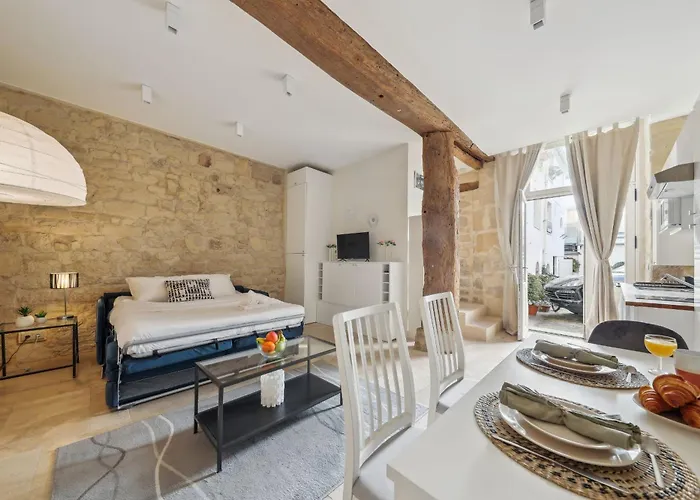 Апартаменты Bnbnova - Ile St Louis